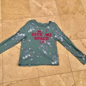 Girls Graphic long sleeve tee in size large.
